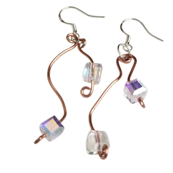 Copper Wire Crystal Cube Dangle Spirl Earrings - Picture 2 of 4